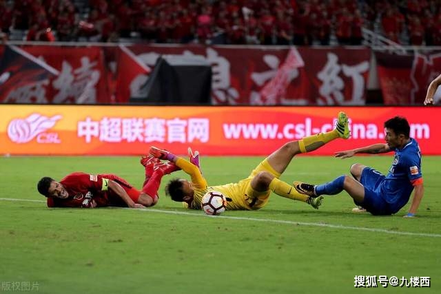 维尔茨本场表现统计：射门与传球均显活跃